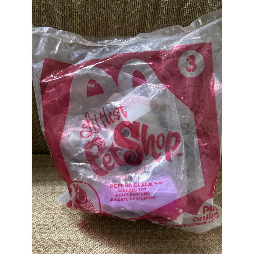 McDonalds Littlest Pet Shop Pepper Clark Scented Toy 2012 Happy Meal #3 NIP